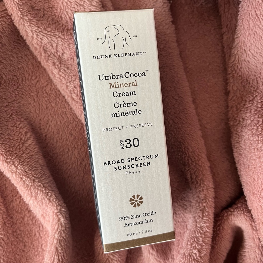 Brand New Unopened Drunk Elephant Umbra Cocoa Sunscreen